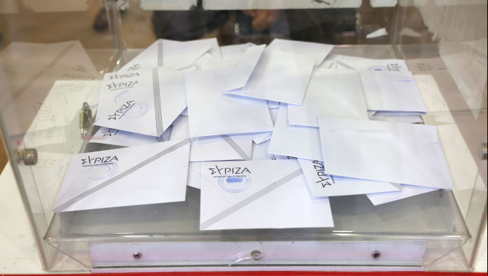 Ο γκουρού των δημοσκοπήσεων: Η πρόβλεψη που «γειώνει» όσους πανηγυρίζουν