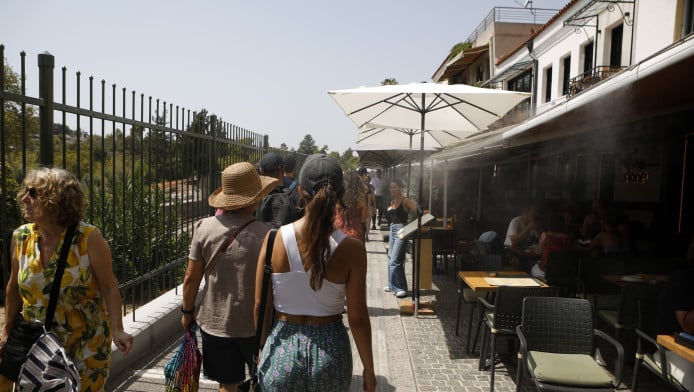 Έρχεται άνοδος της θερμοκρασίας με αφρικανική σκόνη: Πότε θα έχουμε 34αρια