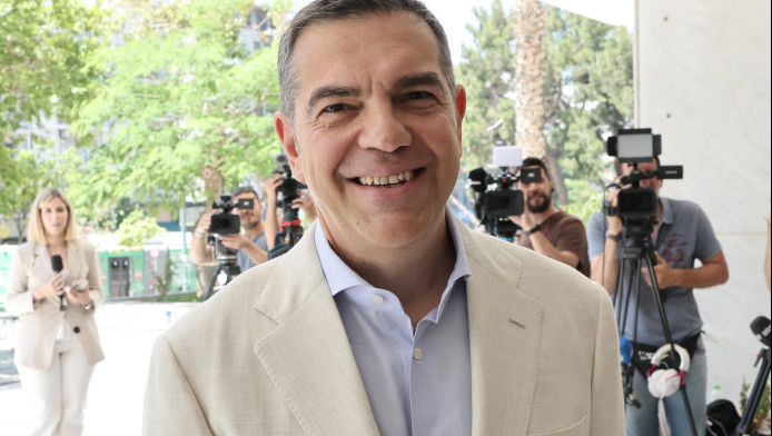 «Φωτιά» στο πολιτικό σκηνικό λόγω Αλέξη Τσίπρα - Ποιο κόμμα... εξαφανίζεται