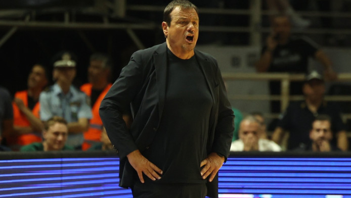 "Χώσιμο" Πρωταθλητή σε Αταμάν: "Έλα να μας δείξεις..." (ΦΩΤΟ)