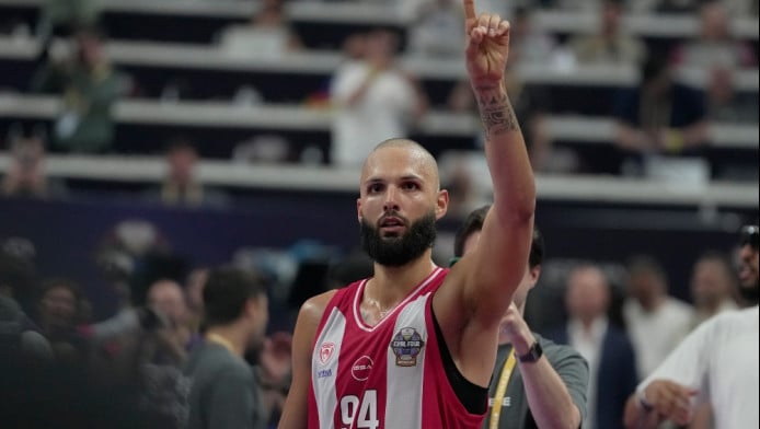 Φουρνιέ: "Είναι περίεργο να βλέπω τη θύρα 13 στα κόκκινα!" (ΒΙΝΤΕΟ)