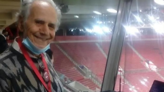 Θλίψη στον Ολυμπιακό: "Έφυγε" η φωνή του "Καραϊσκάκης" (ΦΩΤΟ)