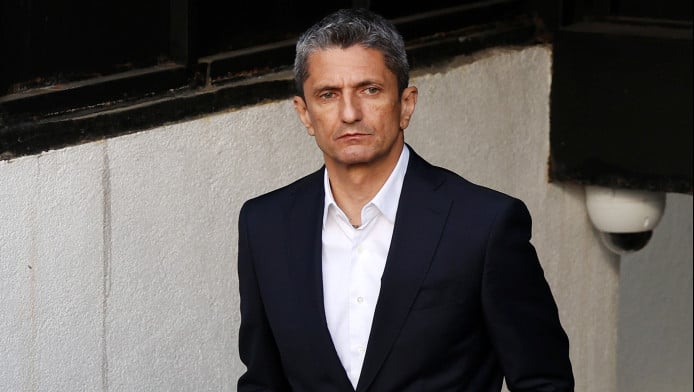 Λουτσέσκου: "Αισθάνομαι λίγο... χαζός" - Τι απάντησε για το μέλλον του