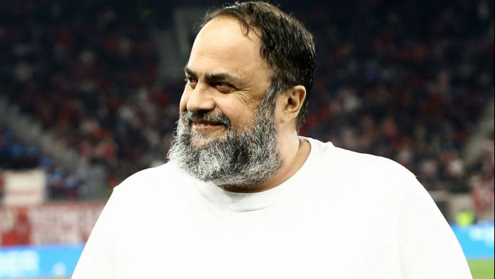 “Κεντάει” η Νότιγχαμ Φόρεστ - Αποθέωση για Μαρινάκη (ΒΙΝΤΕΟ)