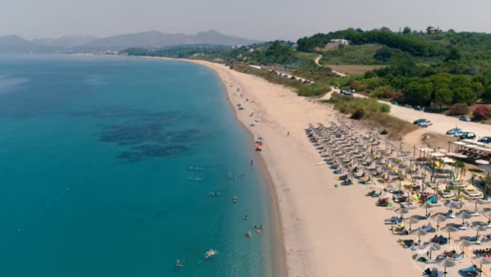 Η μεγαλύτερη παραλία με άμμο στην Ευρώπη είναι ελληνική