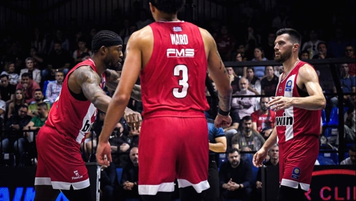 "Παραθέρισε" με... 40άρα στη Ρόδο και τώρα Final Four για Ολυμπιακό! (Vids)