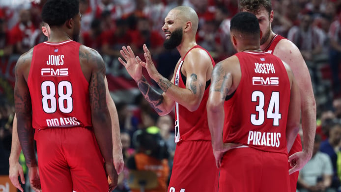 Αυτά είναι τα χρήματα που κέρδισε ο Πρωταθλητής Ολυμπιακός- Πόσα πήρε ο ΠΑΟ