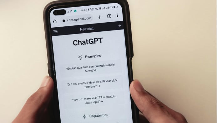 Chatbots και ψυχική υγεία - Συνομιλίες με AI οδήγησαν χρήστες σε παράνοια