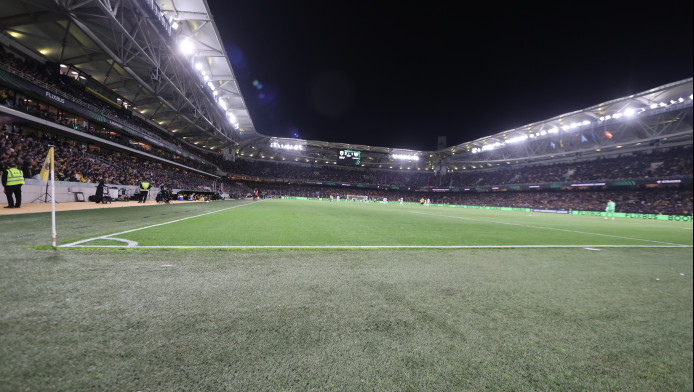 Πρόστιμο 500.000 ευρώ στην ΑΕΚ από την UEFA για παραβίαση του cost control
