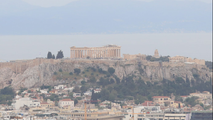 Πορτοκαλί συναγερμός στην Ελλάδα το Σάββατο - Έρχονται τα πρώτα 38αρια!
