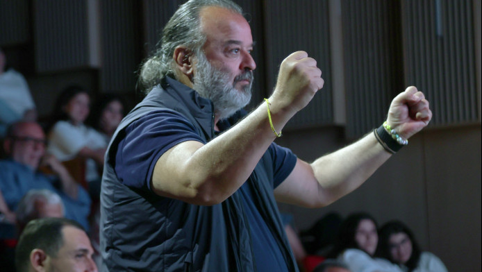 Ατακάρες Ηλιόπουλου στην εκδήλωση της ΑΕΚ για τη Μεγάλη του Γένους Σχολή 