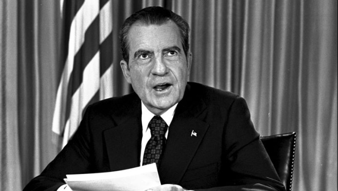 Το νέο «Watergate» και η αυταπάτη της «ενυδάτωσης»