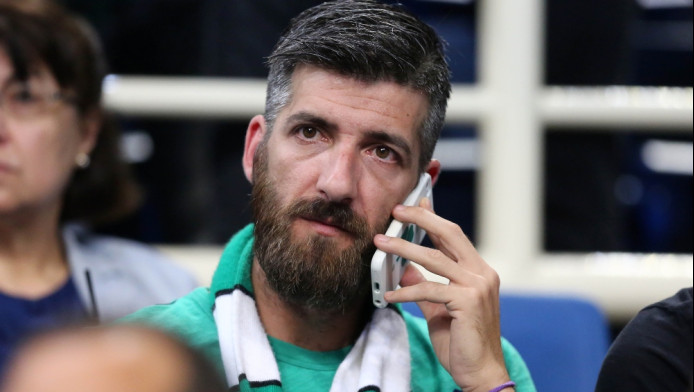 "Κεραυνοί" Γκαγκαλούδη: "Είστε ό,τι πιο σιχαμένο υπάρχει - Εμετός & αηδία"