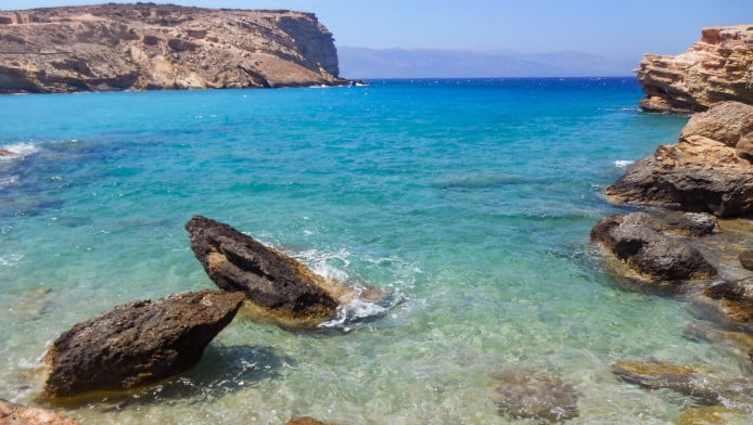 Η εξωπραγματική παραλία της Ελλάδας - μια από τις πιο περίεργες του κόσμου!