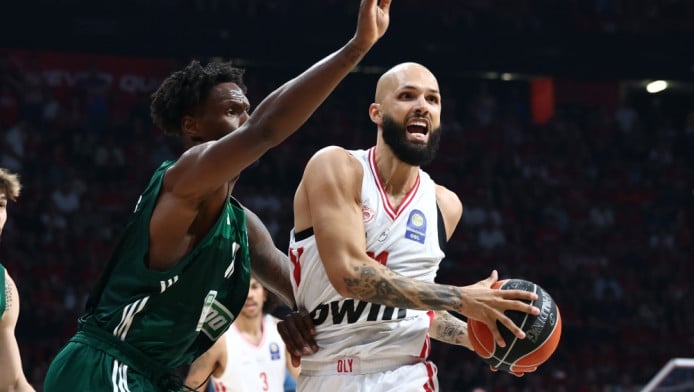 Κάρπετ: "Και με διαιτητές της Euroleague έχει πρόβλημα ο Παναθηναϊκός"