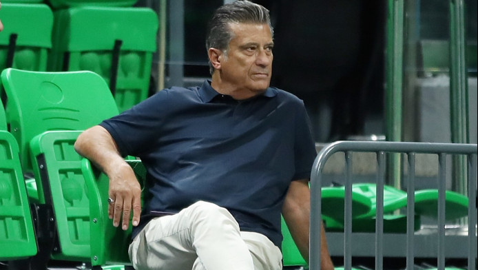 "Λάβρος" Παρθενόπουλος: "Φτάνει πια, όλος ο κόσμος βλέπει" 