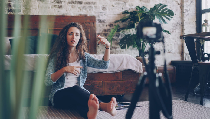 "Κεραμίδα"! Μήνυση κατά 18 Ελλήνων influencers 