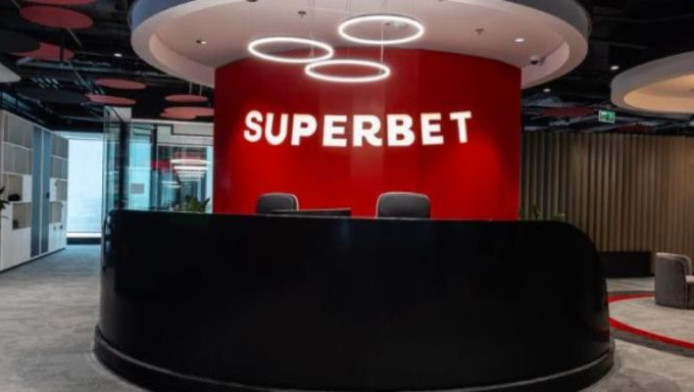 Τα υπερογκα πονταρισματα της Superbet προκαλούν συζητήσεις στην αγορά