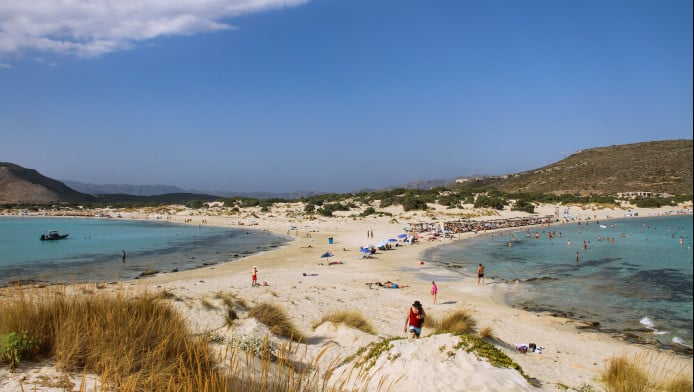 Στις 10 καλύτερες παραλίες της Ευρώπης υπάρχει μια ελληνική και 2 εκπλήξεις