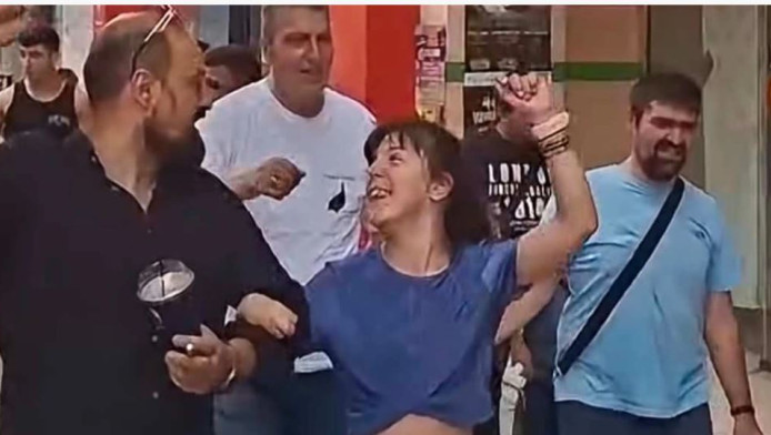 ΚΔΑΠ Πτολεμαΐδας: Η πόλη έγινε… γήπεδο με συνθήματα του ΠΑΟΚ (Vid)
