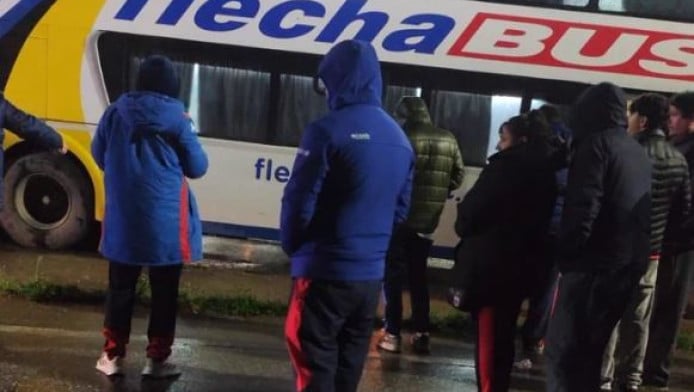 Σοκ στην Ουρουγουάη: Πυροβόλησαν πούλμαν με οπαδούς της Τίγκρε