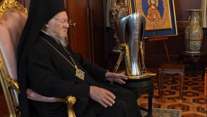Στην Πόλη το τρόπαιο της ΑΕΚ! Σήκωσε κούπα ο Βαρθολομαίος - Μήνυμα S.Mario