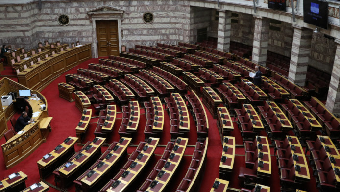 Τέλος η Βουλή, αποτυχία για Έλληνα πολιτικό - Το νέο κόμμα... εξαφανίστηκε!