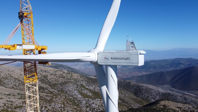 Αλήθειες και ψέματα για τα αιολικά πάρκα, τις φωτιές και οι... συνωμοσες!