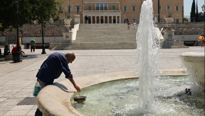 Απότομη αλλαγή του καιρού, η νέα θερμοκρασία στο κέντρο της Αθήνας (ΒΙΝΤΕΟ)