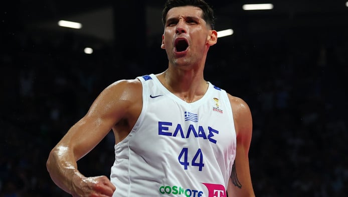 Ελλαδάρα με… NBAers Ντόρσεϊ-Μήτογλου πήρε την Ισπανία με 108 πόντους! (Vid)