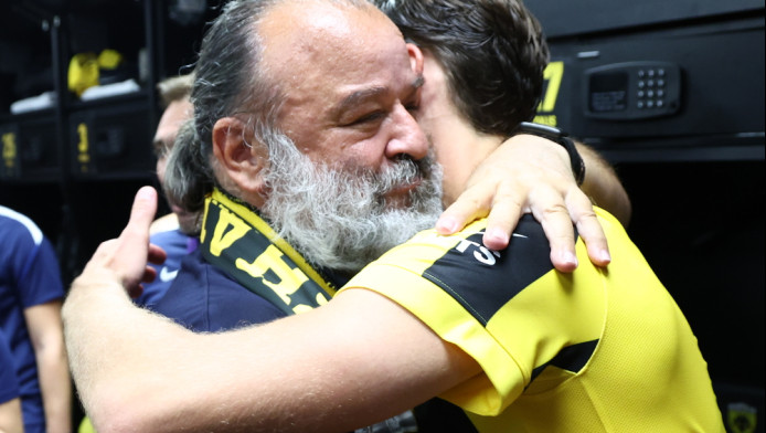 "Τελεία και παύλα, ΑΕΚ είσαι..."! Το σημερινό πρωτοσέλιδο της Ώρας (ΦΩΤΟ)