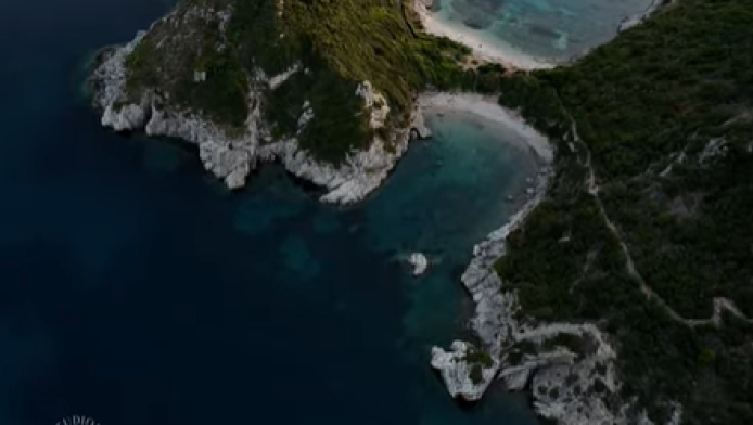 Η εντυπωσιακή παραλία όπου ο Οδυσσέας συνάντησε τη Ναυσικά (ΒΙΝΤΕΟ)