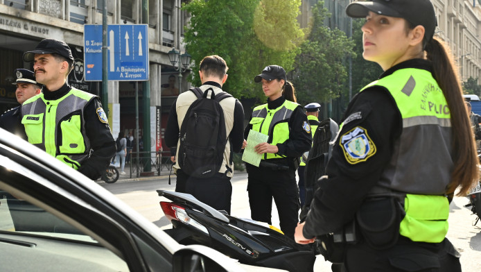 Σε έγραψαν αμέσως! Η ερώτηση που δεν απαντάτε ΠΟΤΕ σε μπλόκο της τροχαίας