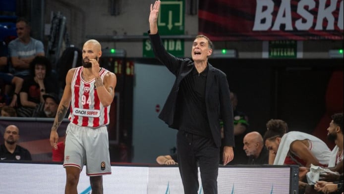 Μπαρτζώκας: "Σημαντική η νίκη, γινόμαστε καλύτεροι κάθε ημέρα"