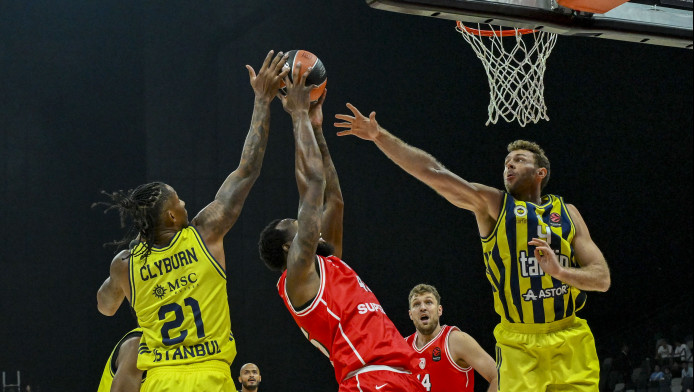 Τριπλή «ερυθρόλευκη» παρουσία στο TOP 10 της EuroLeague! (VID)