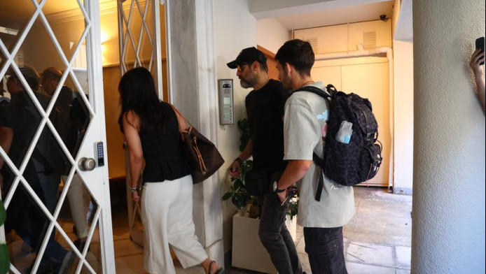 Μαζωνάκης: 5 ώρες έρευνας στην κλινική - Καταθέτει ειδική αιματολόγος
