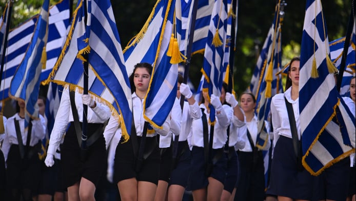 Ανησυχία για τον καιρό την 28η Οκτωβρίου – Πού ακυρώνονται οι παρελάσεις