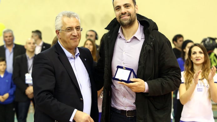 Δορκοφίκης: "Η παρουσία μου δεν σημαίνει αποδοχή της ΕΟΚ - Να παραιτηθούν όλοι"