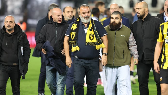 ΑΕΚ: Δεν υπήρξε ένταση μεταξύ Ηλιόπουλου και Σαββίδη