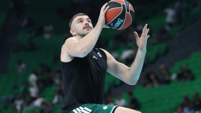 Νέο πρόβλημα με Ρογκαβόπουλο στον Παναθηναϊκό - Εκτός με Χάποελ