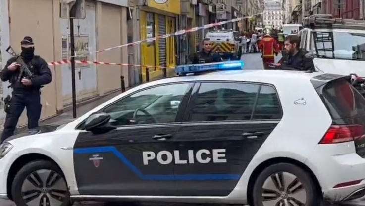 Πυροβολισμοί στο Παρίσι: Άνδρας άνοιξε πυρ - Δύο νεκροί και 4 τραυματίες (Vids)