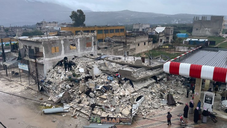 Τρόμος: Φονικός σεισμός 7,8 Ρίχτερ στην Τουρκία - Τουλάχιστον 300 νεκροί (ΦΩΤΟ-ΒΙΝΤΕΟ)