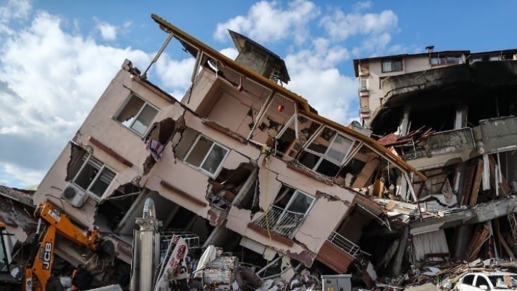 "Ξύπνησε" πάλι ο εφιάλτης - Νέος ισχυρός σεισμός στο Χατάι της Τουρκίας!