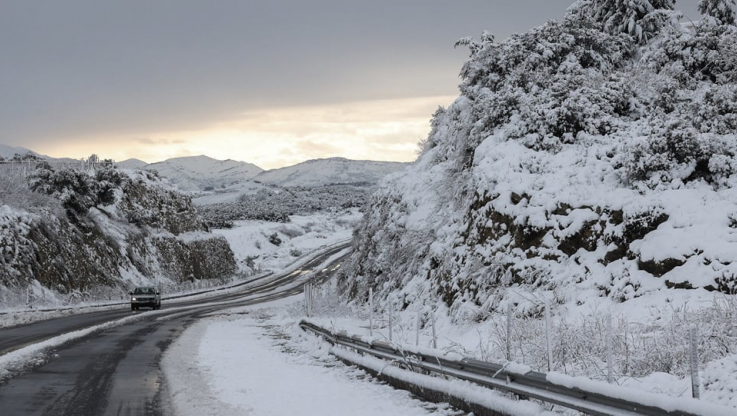 Η ελληνική πόλη που "είδε" πρώτη φέτος το περισσότερο χιόνι - Στους -5°C η θερμοκρασία (ΒΙΝΤΕΟ)