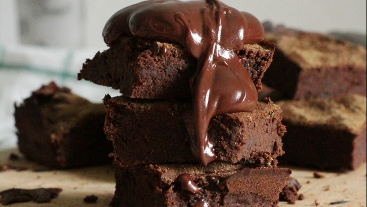 Nηστίσιμο και πεντανόστιμο: Συνταγή για σοκολατένιο κέικ