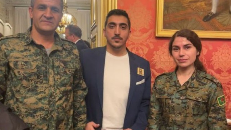 Έξαλλοι οι Τούρκοι με τους Γάλλους! Απένειμαν Μετάλλια Τιμής σε Κούρδους μαχητές της Συρίας