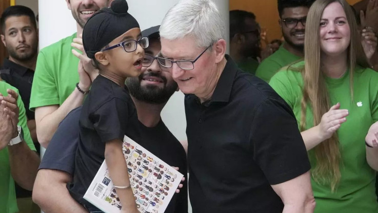 Απίστευτο! 5χρονος Ινδός μαθητής είναι προγραμματιστής της Apple - Αποθέωση απ’τον CEO της εταιρείας