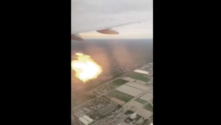 Τρόμος στον αέρα - Αεροπλάνο έπιασε φωτιά λίγο μετά την απογείωση - Δείτε το βίντεο!