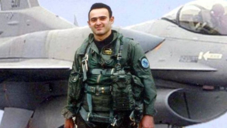 Αθάνατος! 17 χρόνια από τον θάνατο του Σμηναγού Ηλιάκη από τουρκικό F-16 - Το ντουμέντο της σύγκρουσης