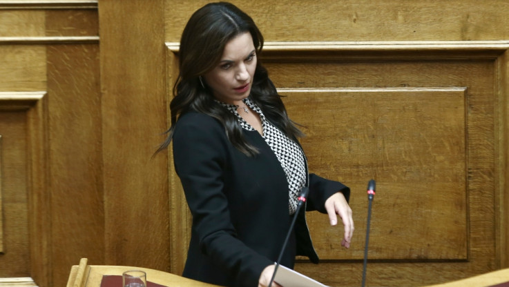 15 γυναίκες στη νέα κυβέρνηση Μητσοτάκη - Το προφίλ και τα βιογραφικά τους (ΦΩΤΟ-ΒΙΝΤΕΟ)